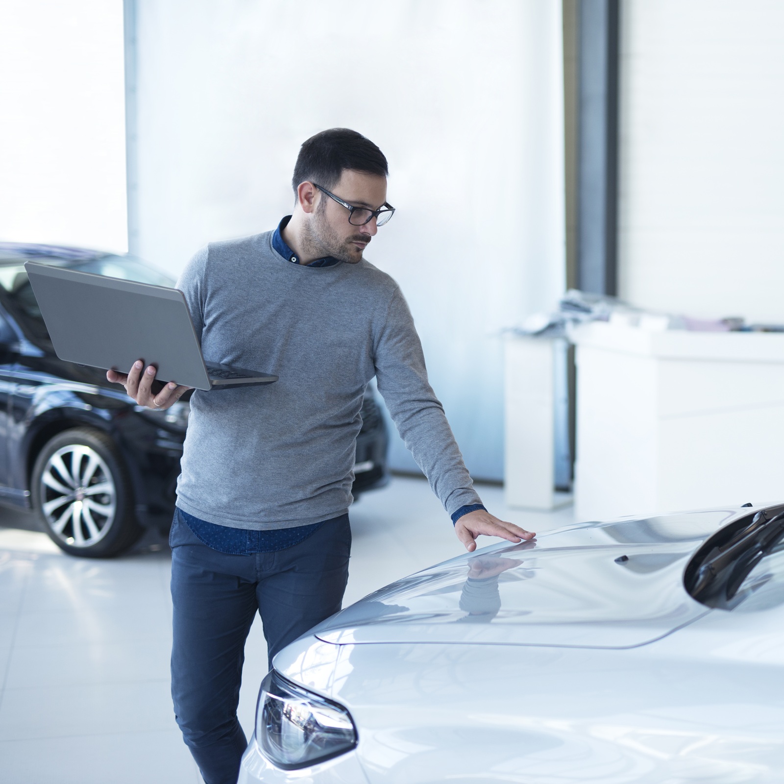 SITE DE COMPRA E VENDA DE VEÍCULOS – Webmotors celebra 30 anos na liderança