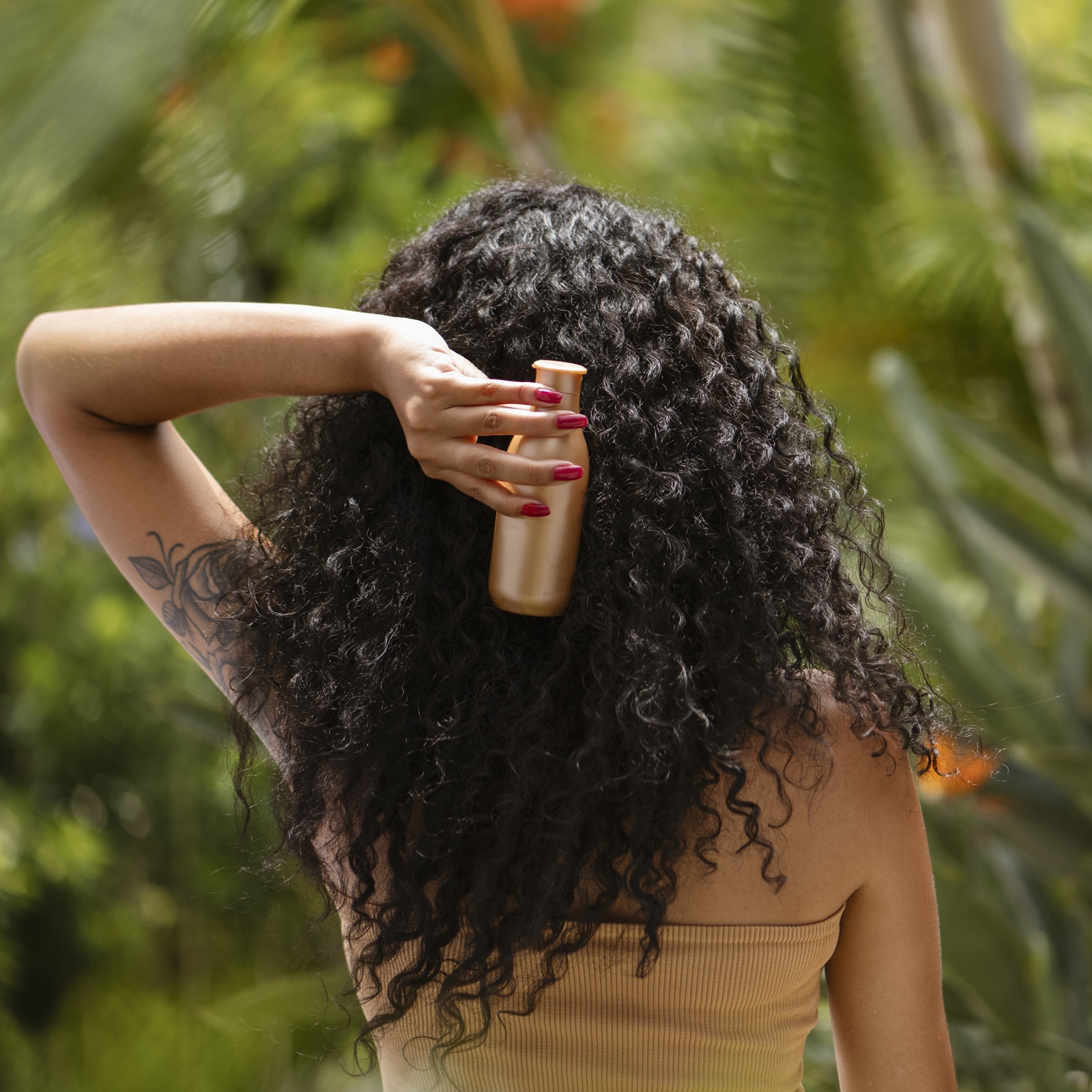 PRODUTOS PARA CABELOS ONDULADOS – Salon Line estreia na liderança em categoria inédita