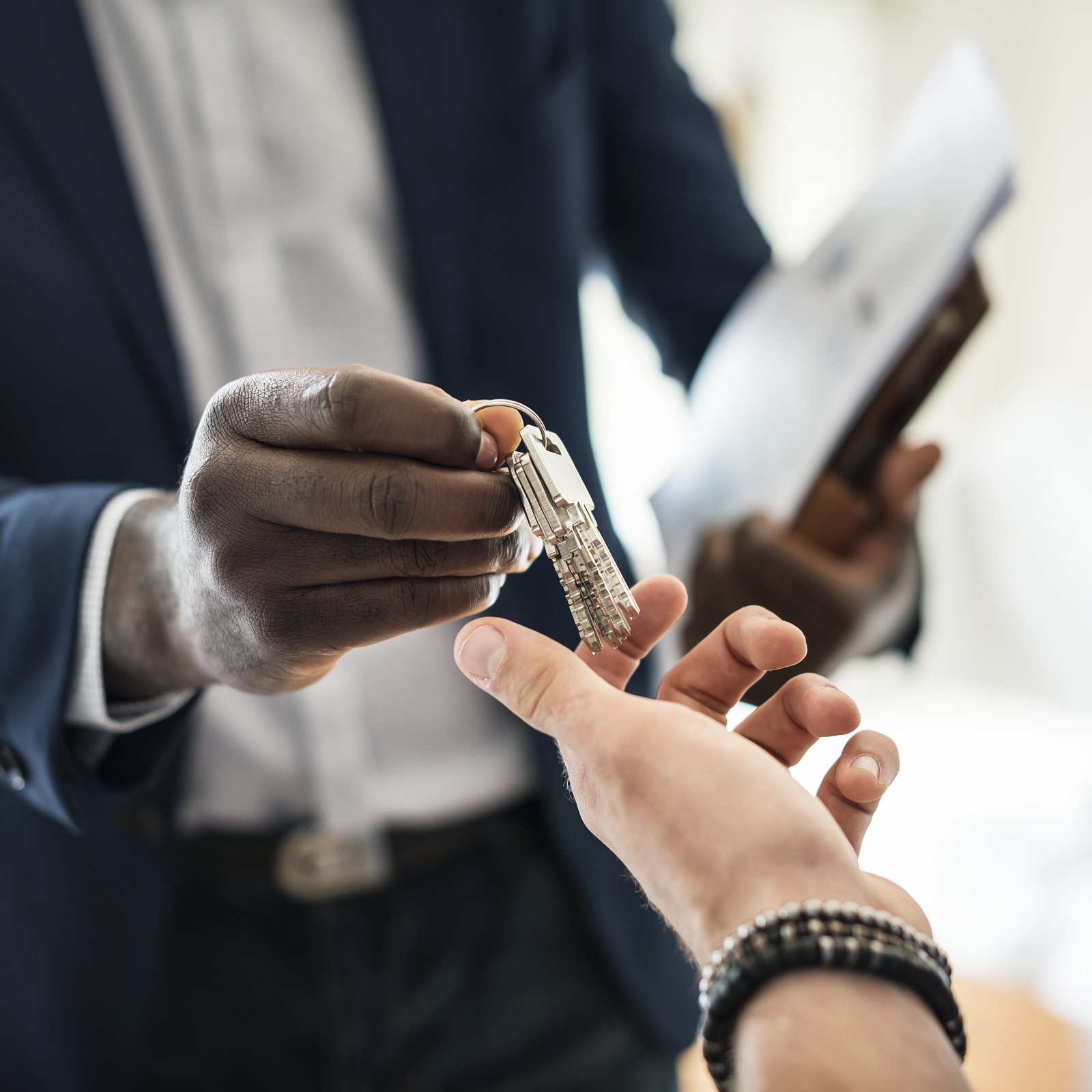 IMOBILIÁRIA – Liderança muda em categoria marcada pela diversidade de empresas
